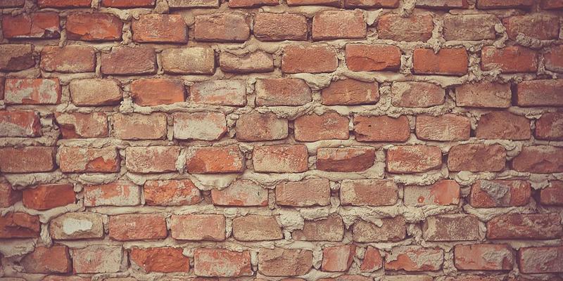 从安全头盔到摩旅路线：深度解析骑行装备与文化的完美融合