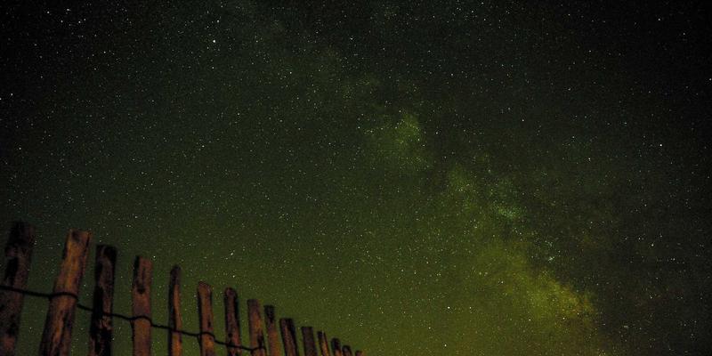 摩托车装备37问:骑行服、头盔选购全攻略,安全与风格如何兼得?