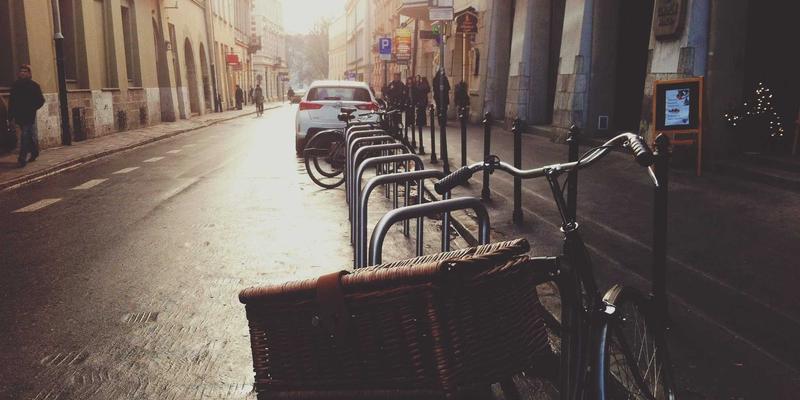 摩旅归来别乱洗!专业骑行服清洗保养全攻略,守护安全驾驶的“第二层皮肤”
